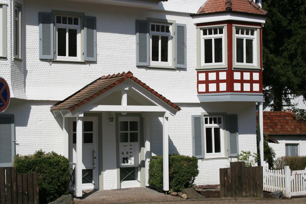 Gaestehaus Villa Lina Bad Herrenalb Exterior photo